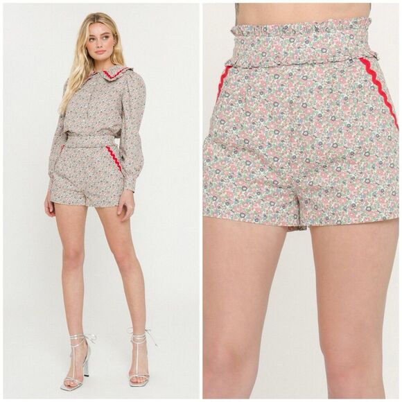 English Factory Floral Print Paperbag Shorts Size Large High Rise Feminine New - Picture 1 of 13